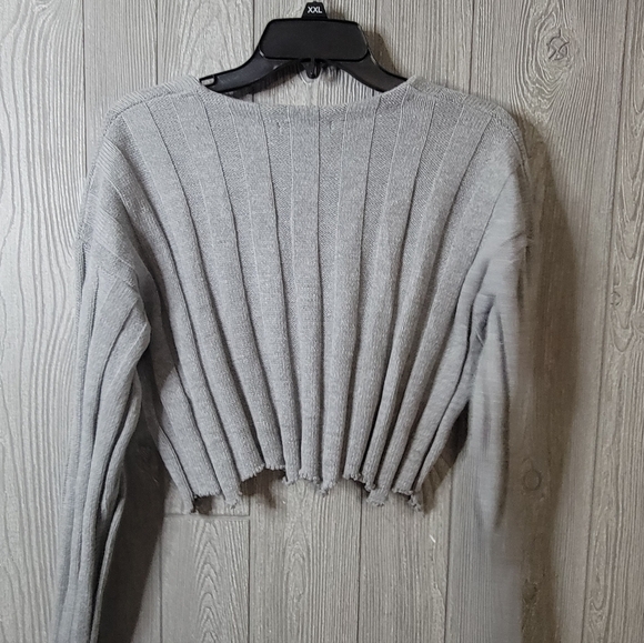 NWT Forever 21 Heather Gray Ribbed Sweater - Picture 3 of 3